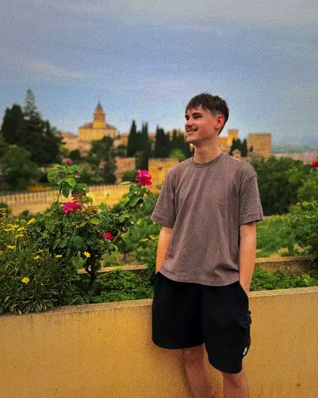 Nikita Berger overlooking Alhambra